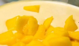 抖音网红奶片吃瓜,揭秘抖音爆款背后的秘密