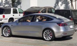 model 3最新爆料,性能与设计双飞跃