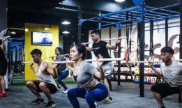 许健健身房最新爆料,揭秘健身行业背后真相