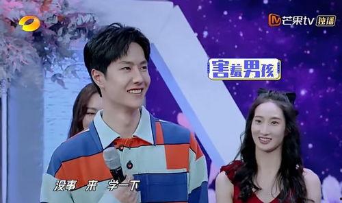 两个娱乐吃瓜博主叫什么,揭秘两位热门吃瓜博主背后的故事